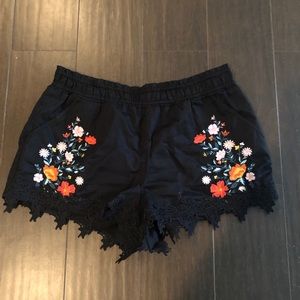 Embroidered Lace Trim Shorts